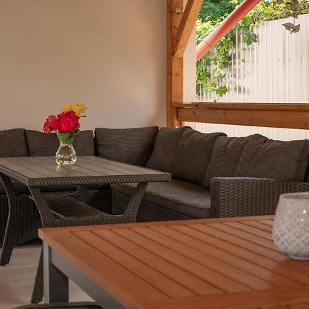 מישקולץ Oazis Tapolca Apartman מראה חיצוני תמונה