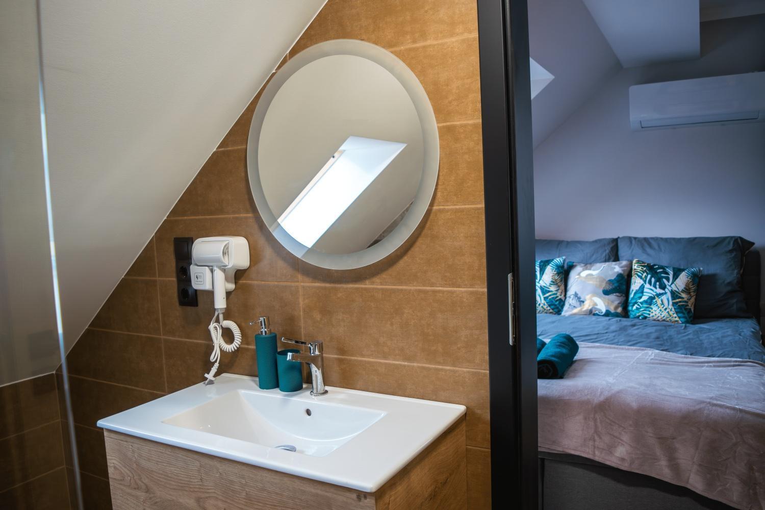 מישקולץ Oazis Tapolca Apartman מראה חיצוני תמונה