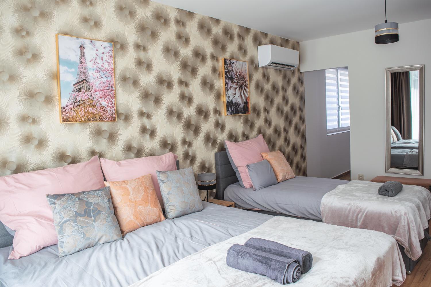מישקולץ Oazis Tapolca Apartman מראה חיצוני תמונה